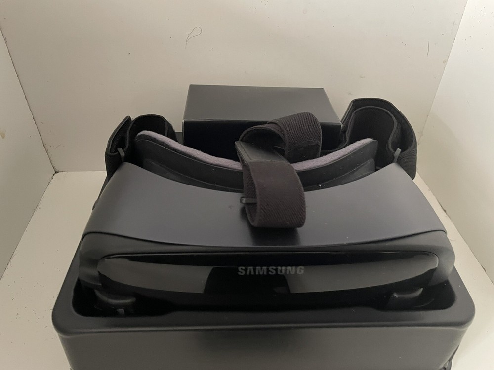 Samsung Gear VR with Controller (OCULUS) + Galaxy S6