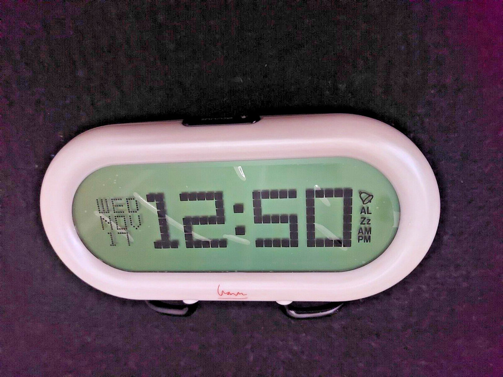 MICHAEL GRAVES DESIGN Postmodern Pearlized White LCD Display Alarm Clock & Date!