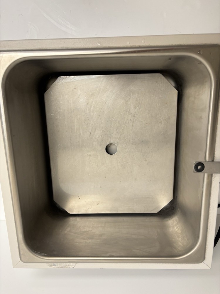 Lab-line Aquabath Water Bath Model 18005