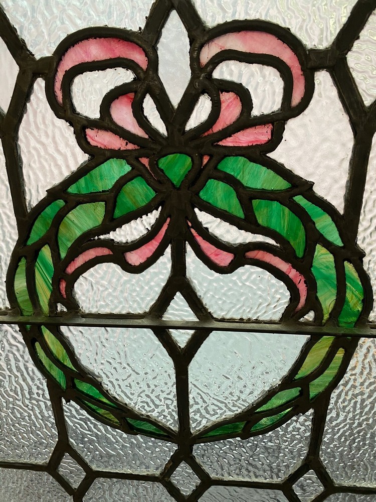 stained glass wreath window