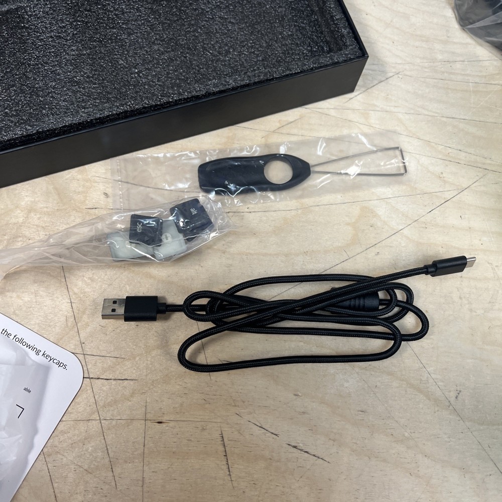 Keychron K3, Version 3,Brown Switch, Wireless Bluetooth/Wired