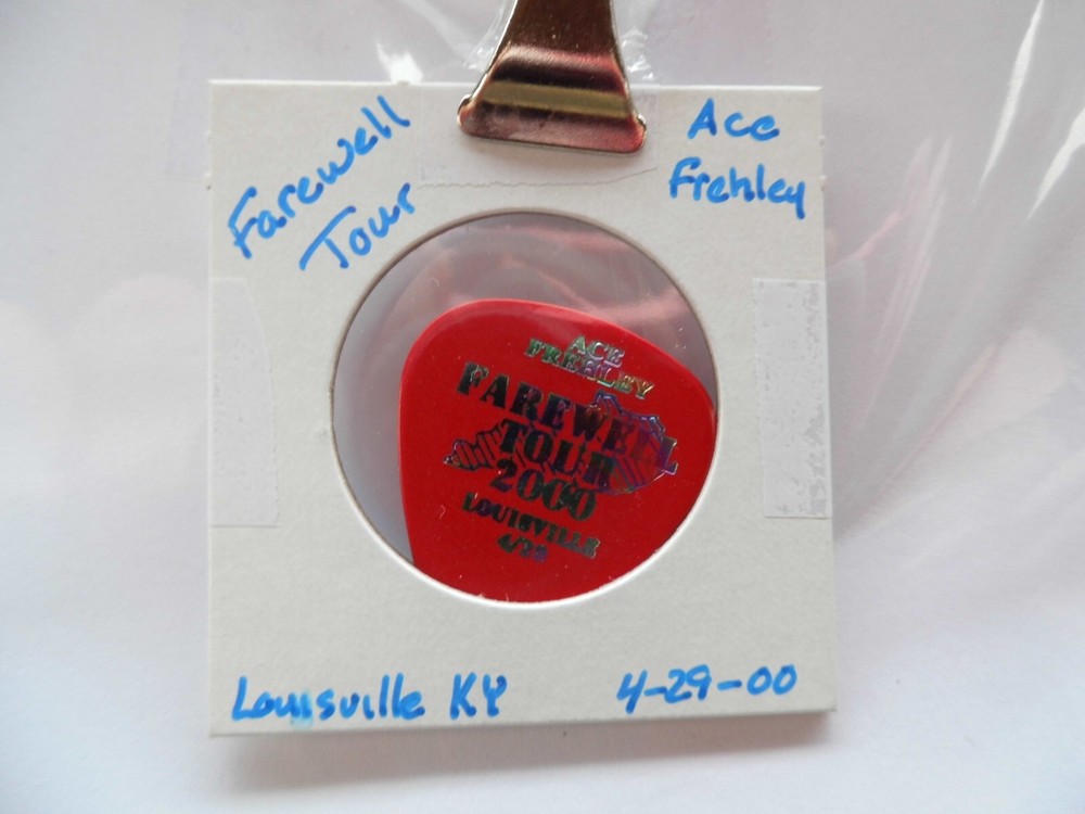 KISS "ACE FREHLEY" TOUR GUITAR PICK~4/29/00READ DESCRIPTION  (4/13)