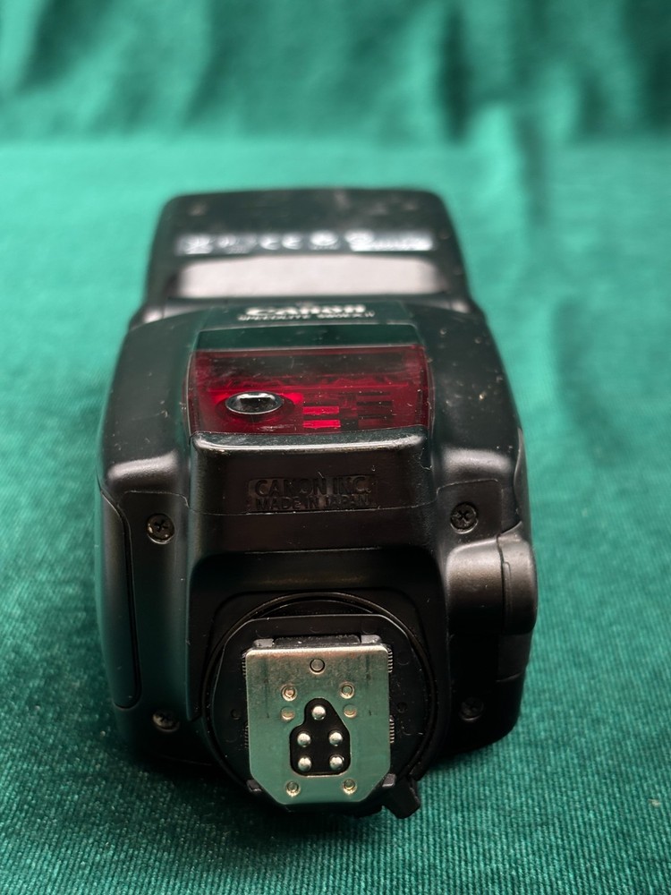 Canon Speedlite 580EX II Flash/ Works