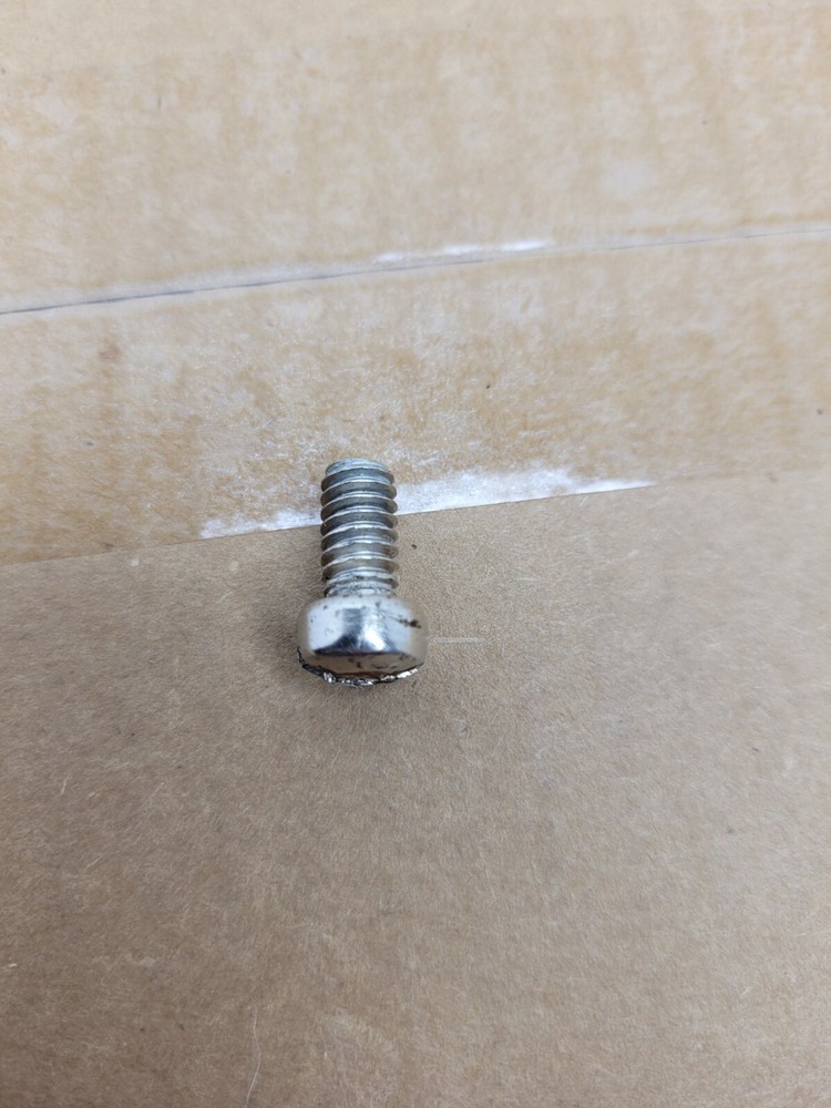 Rival Meat Slicer 1101E/5 Replacement Motor Mount Screw