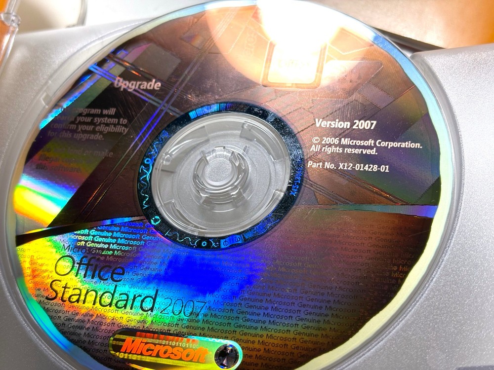 Microsoft Office Standard 2007 Upgrade CD W/ Product Key