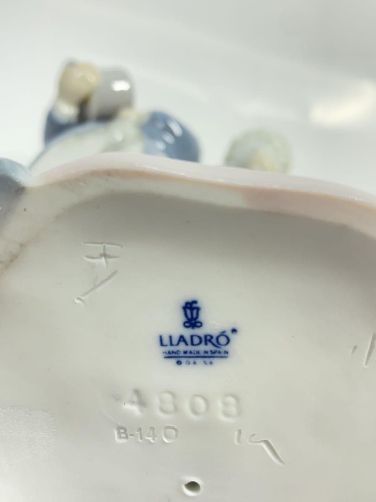 Lladro interior goods 4808 wedding Used