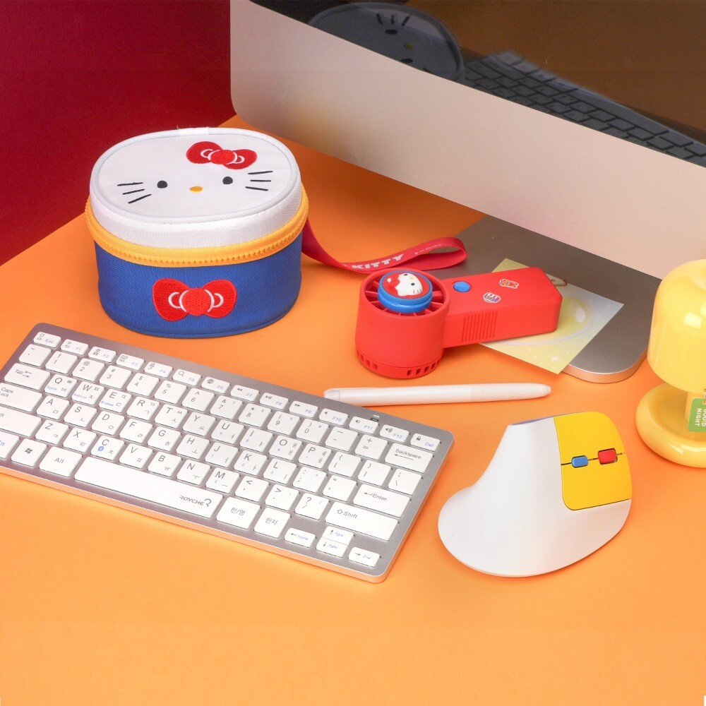 Sanrio Hello Kitty Vertical Mouse Wireless Silent Ergonomic Vertical Mouse+Pouch
