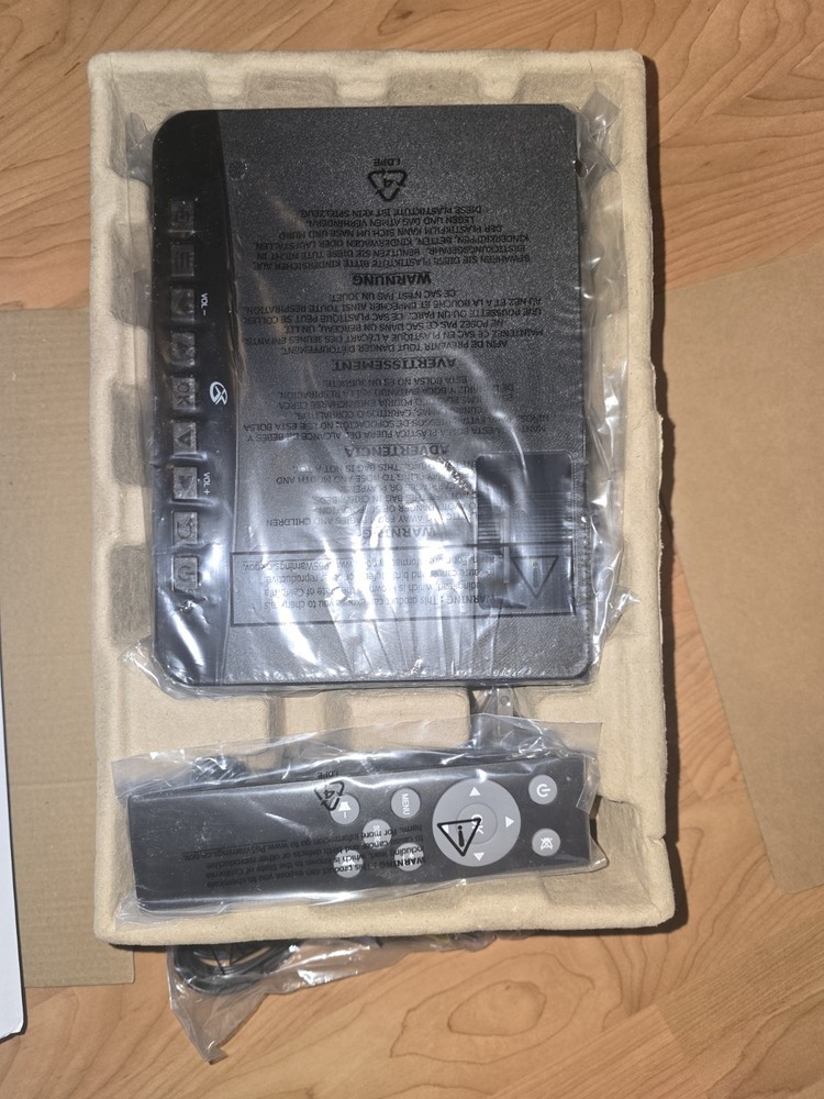 GPX Mini Projector With Bluetooth Projection