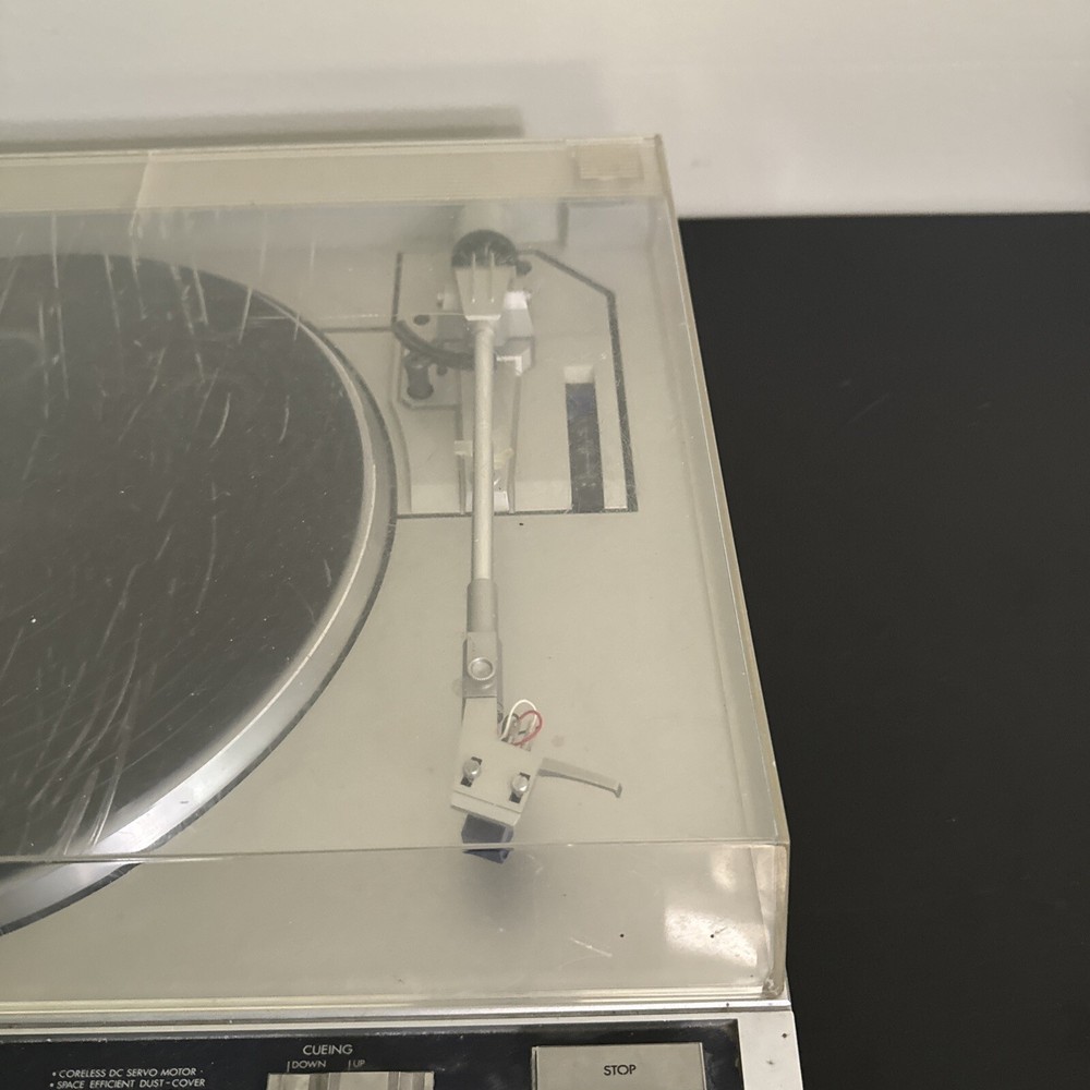JVC QL-A200 Quartz Turntable