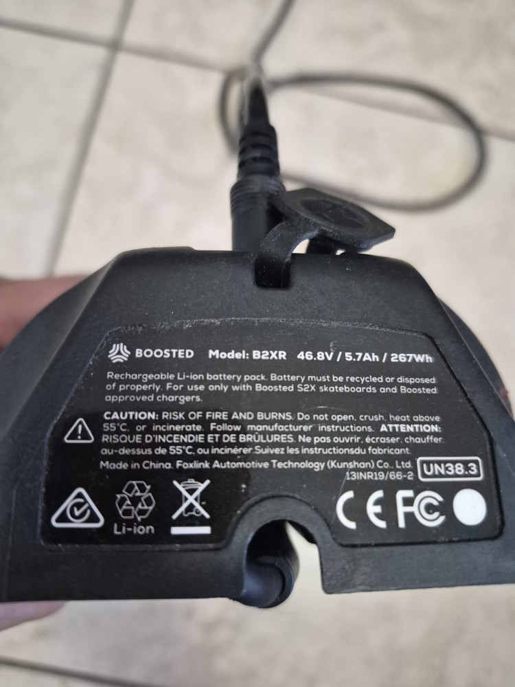 BOOSTED XR BATTERY WITH AMNESIA INSTALLED