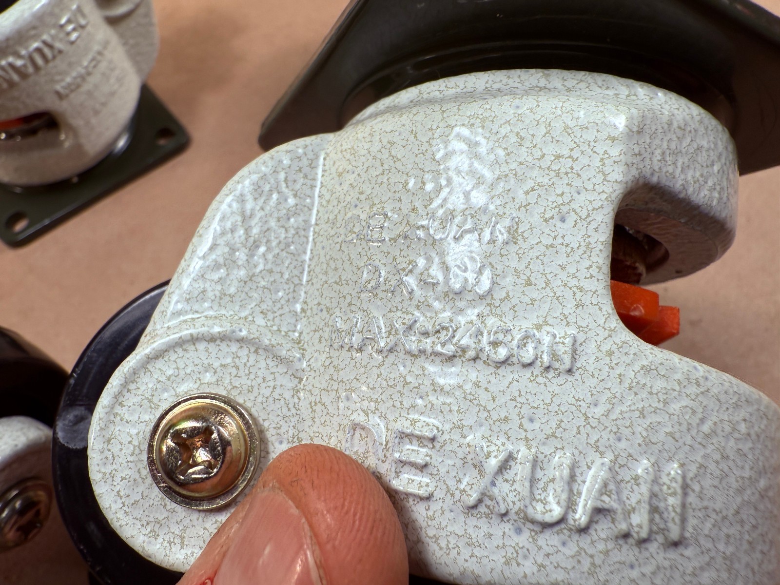 Bolton Tools 4pcs 60F Retractable Leveling Machine 2" Caster Plate 550lbs Nylon