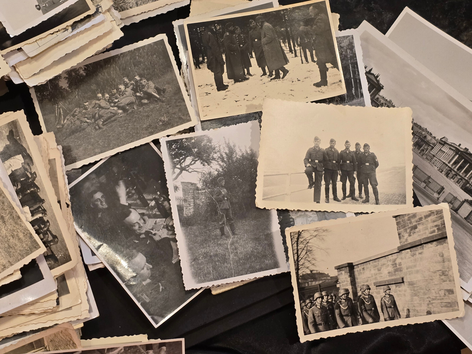 WW2 WWII original German soldiers wartime military photo photograph