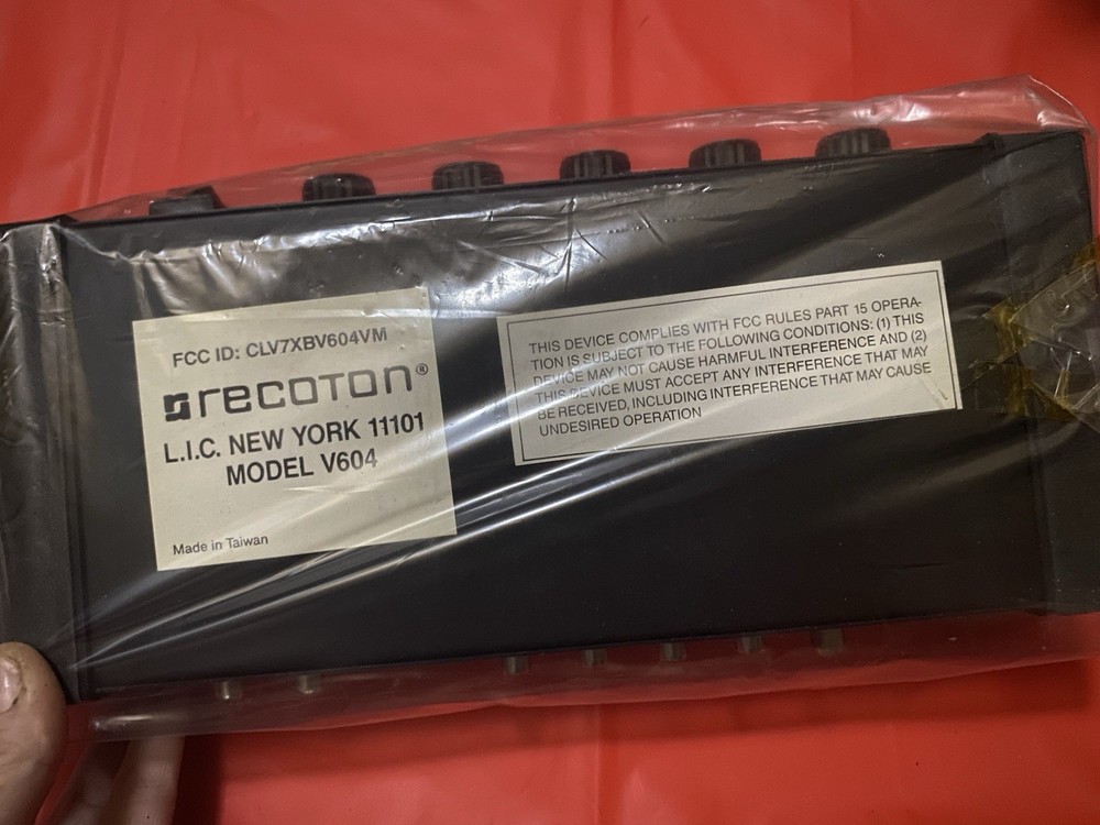 Recoton V604 Stabilizer/Enhancer RF Converter, 2 Inputs, 4 Outputs(SEALED)
