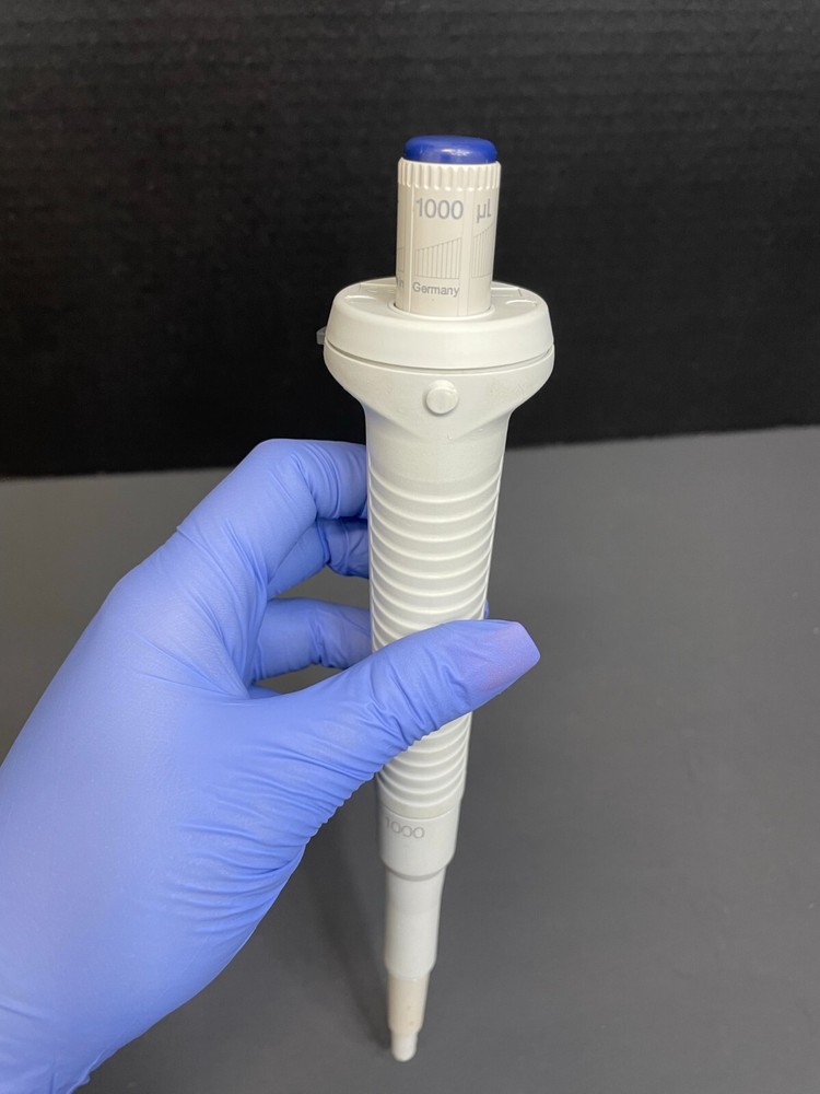 Eppendorf Reference Pipette 100 ul Single Channel