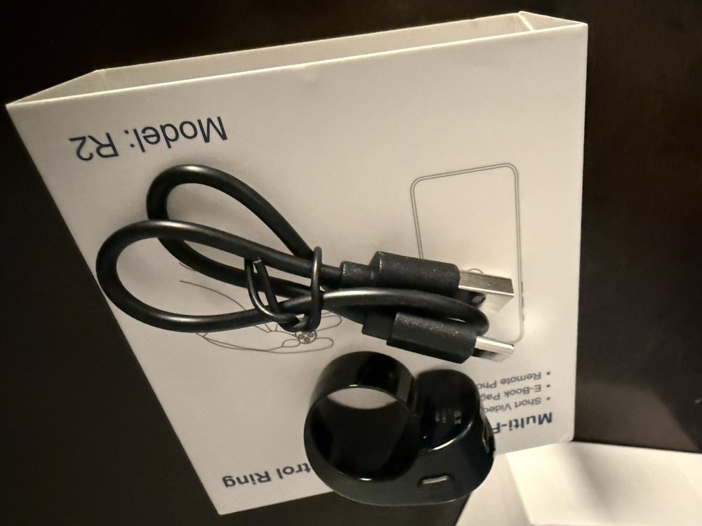 Scrolling Ring Remote Control Page Turner compatible for iPad iPhone & Android