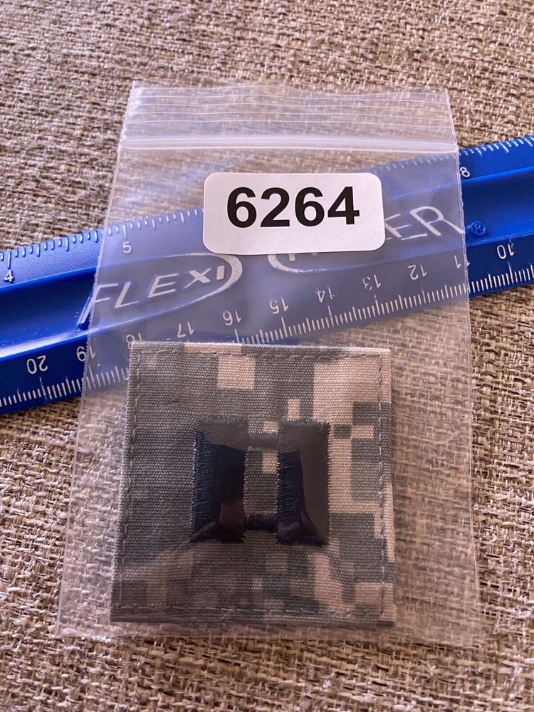 US Army Captain CPT O-3 Rank ACU Hook / Loop Pattern Military Patch INV6264