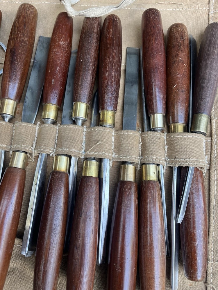 Lovely Antique Set Of 23 Marples & Sons Carving Chisels Gouges In Roll