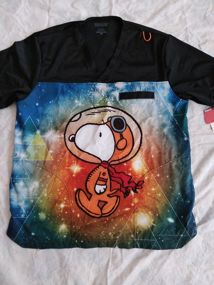 SNOOPY UNIQUE SHIRT . SIZE L