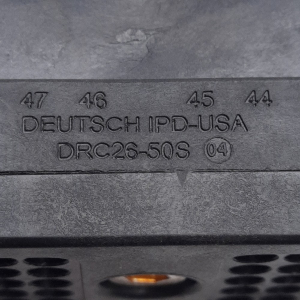 TE Connectivity DRC26-50S04 Deutsch Rectangular Plug, 50-Position, 250V 7.5A