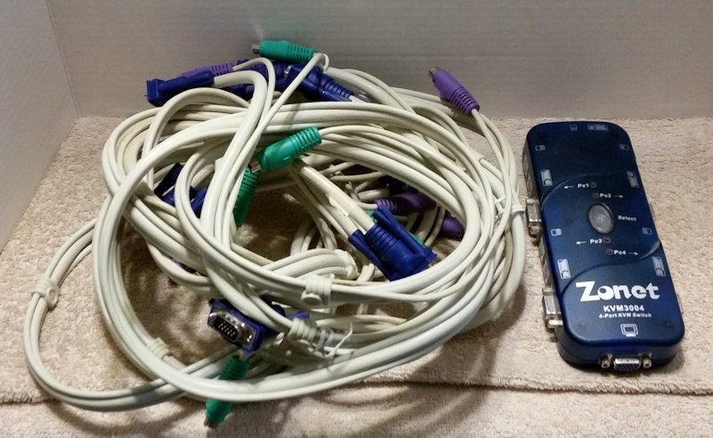 Zonet KVM3004 4-Port KVM Switch with Cables