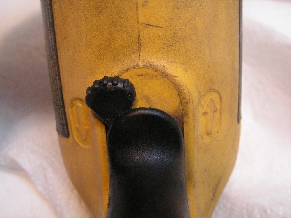 DW257 Dewalt VSR Deck/Drywall Screwdriver TYPE 4 Used, Good Condition. With Bit.