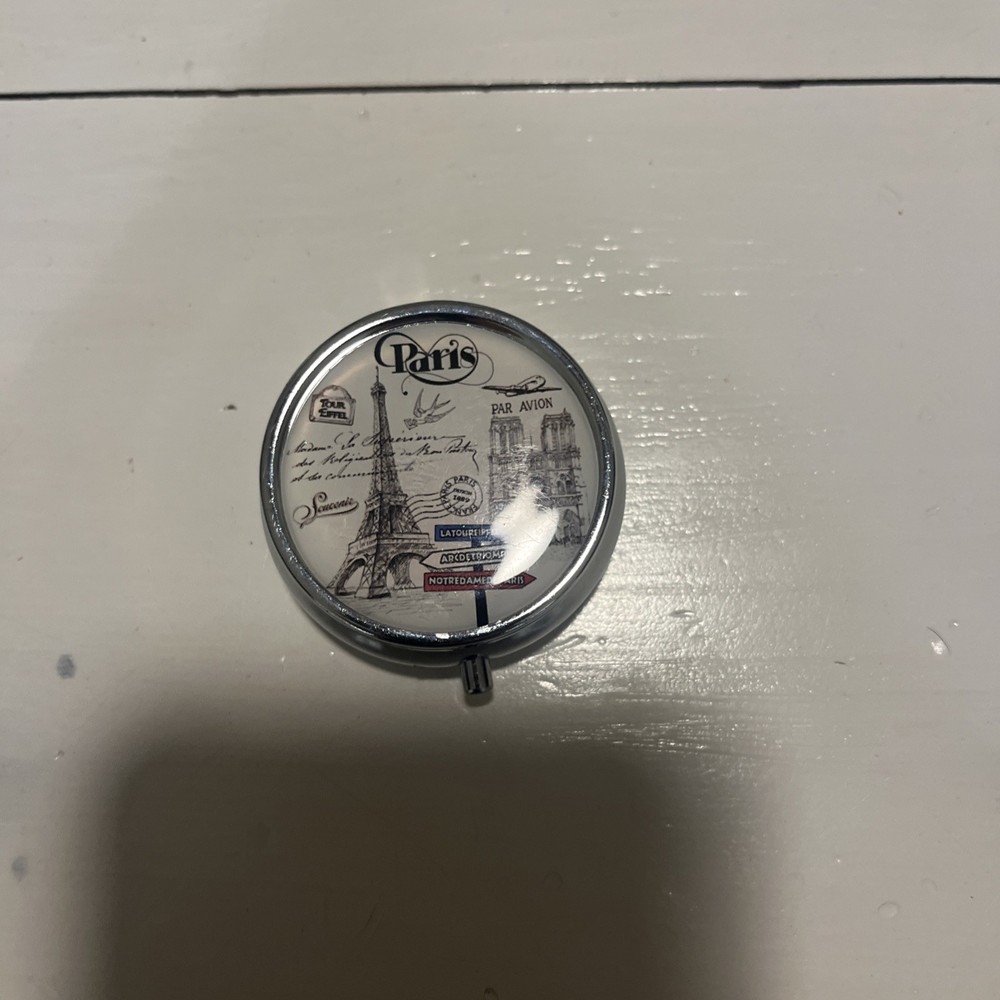 Paris Pillcase