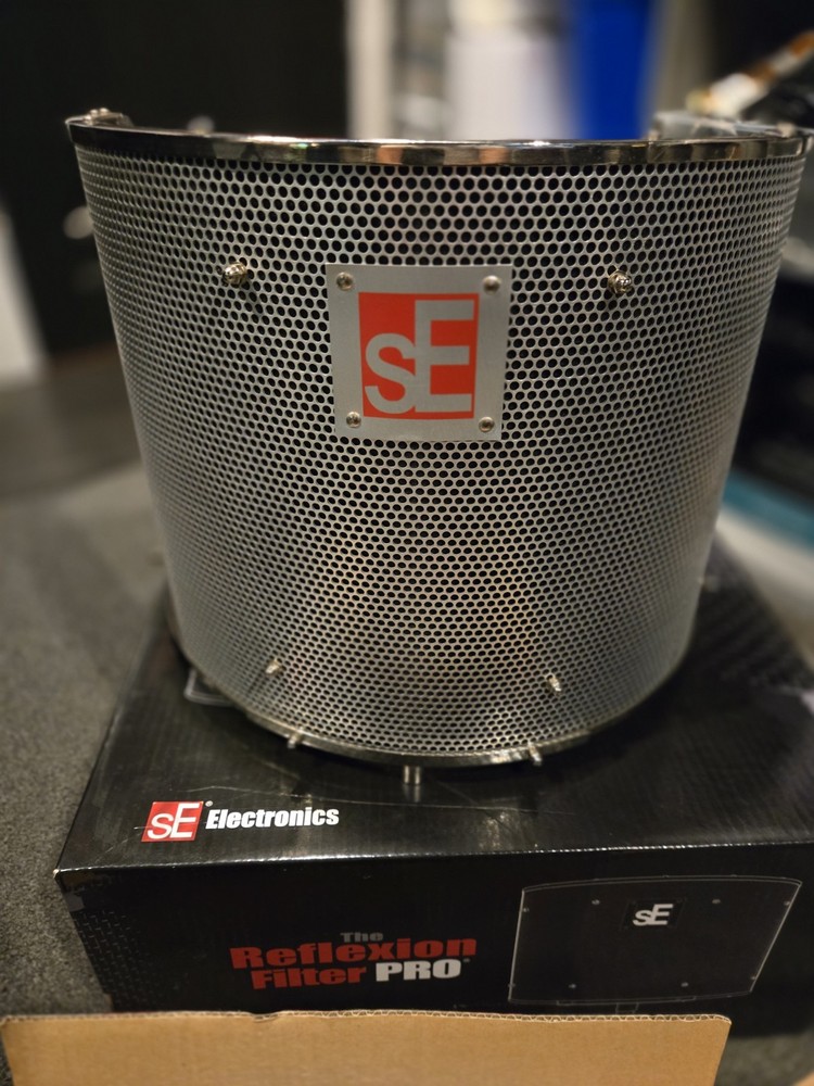 sE Electronics Reflexion Filter PRO Portable Vocal Booth