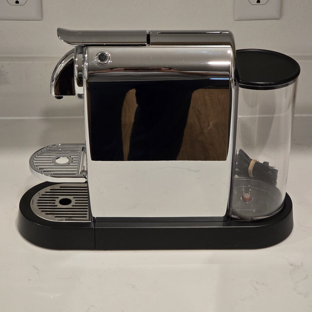 Nespresso CitiZ Chrome Espresso Machine, Type D111 - RARE