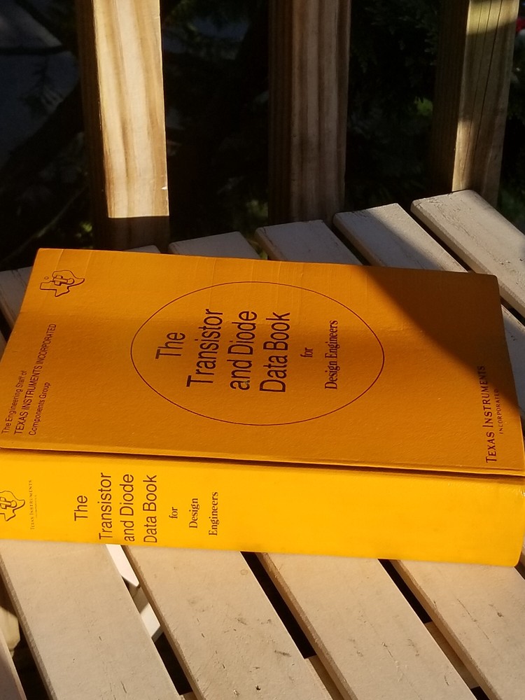 VINTAGE 1973 TEXAS INSTRUMENTS DATA BOOK ELECTRIC TRANSISTOR AND DIODE