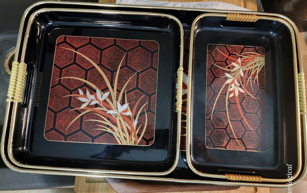 TOYO Lacquer Serving Tray Set Rectangle Floral Black Red Handles 4pc