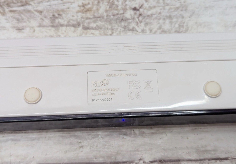 Wii Ultra Sensor Bar Wide Range Wireless For Wii U White Tested