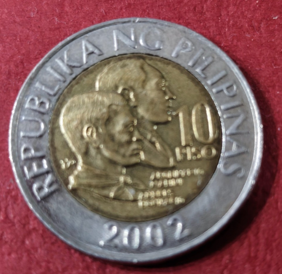 PHILIPPINES   2002    NICE  COIN  ,  10  PISO