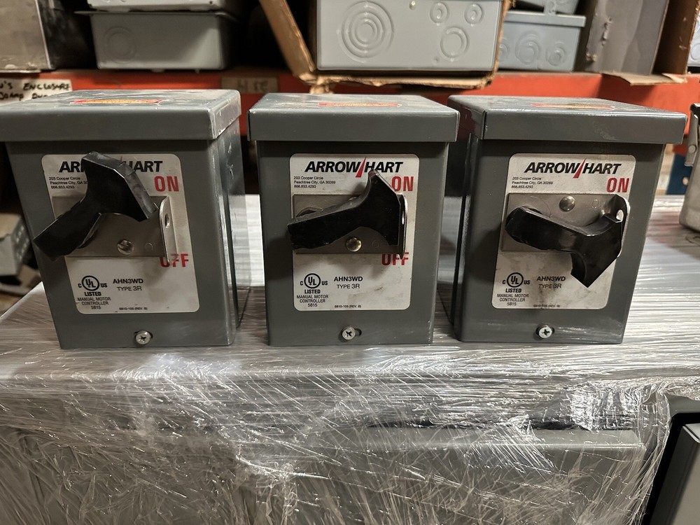 ⚡️Cooper AHN3WD Wiring Devices Steel Pushbutton Switch Enclosure 3R⚡️