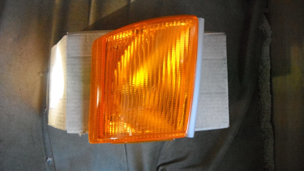 FRONT INDICATOR FOR FORD TRANSIT NEARSIDE 1986-1992 LPB123