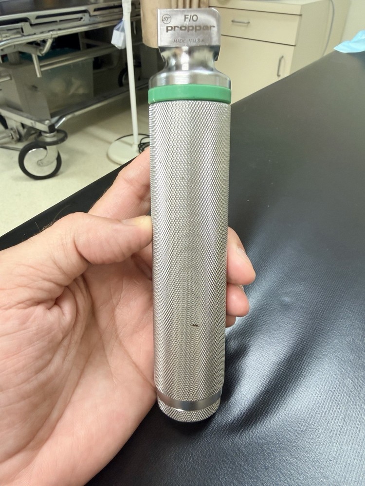 Larygnscope - Propper Fiber Optic Light Source