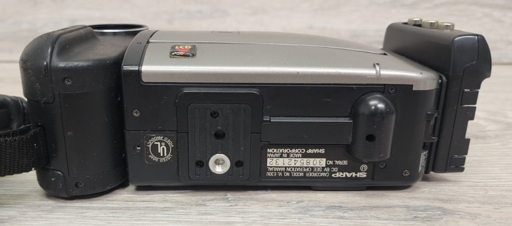 Sharp 8 Viewcam VL-E30 VL-E30U 8mm Video Camera AS IS UNTESTED READ!