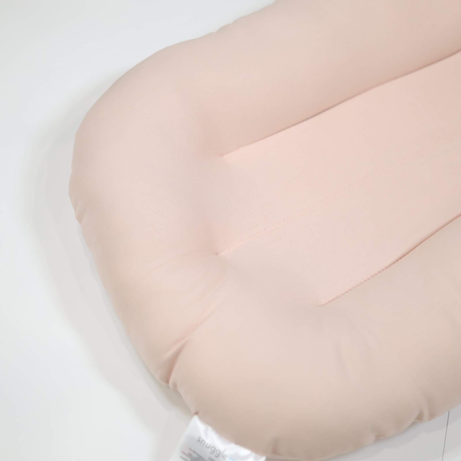 Snuggle Me Lounger Petal Light Pink