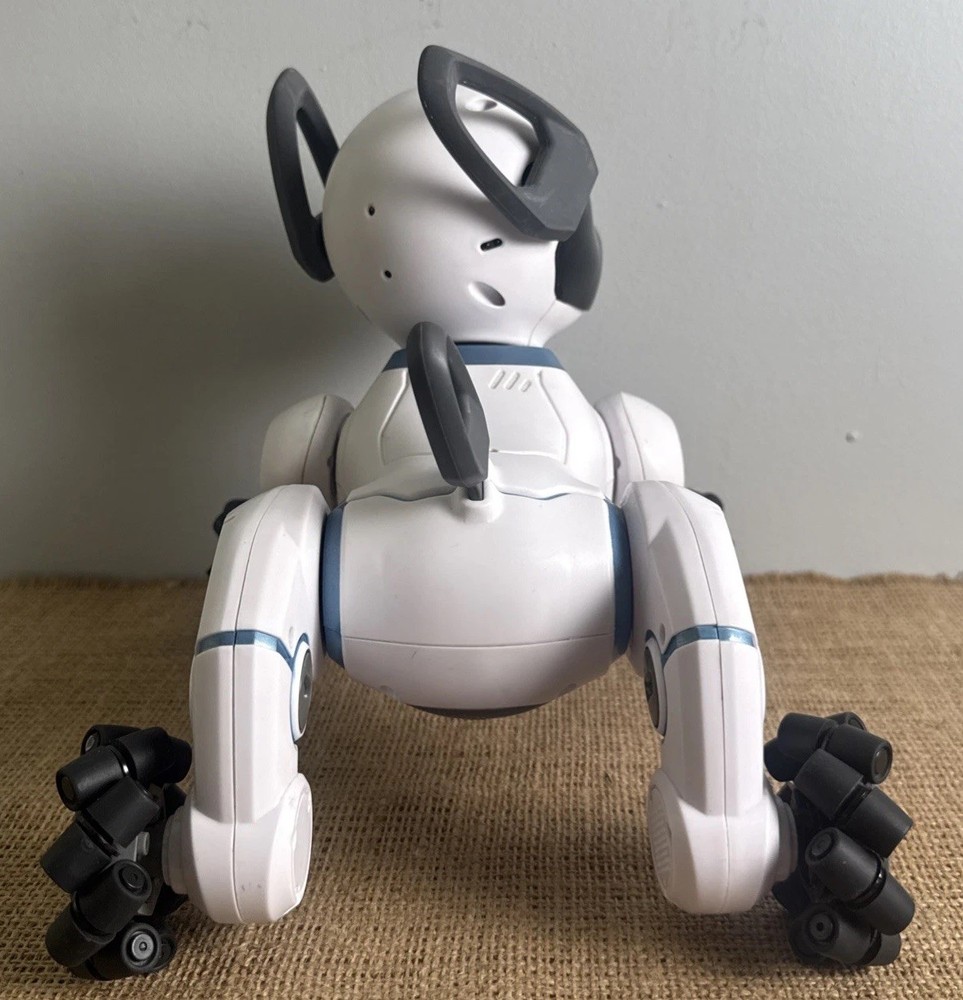 WowWee 0805 Chip Robot Toy Dog - White UNTESTED READ DESCRIPTION