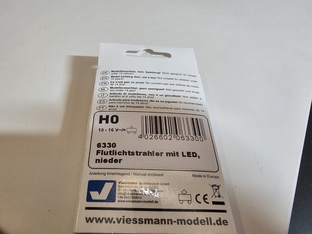 Viessmann Spotlight 6330 HO Scale