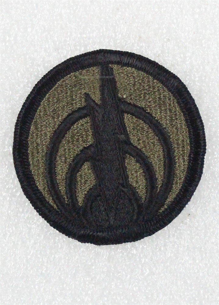 Army Patch: 1st Signal Command - subdued, merrowed edge