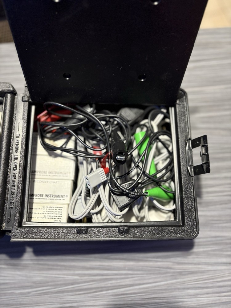 AMPROBE LAV3RMS AC TRMS Voltmeter Recorder