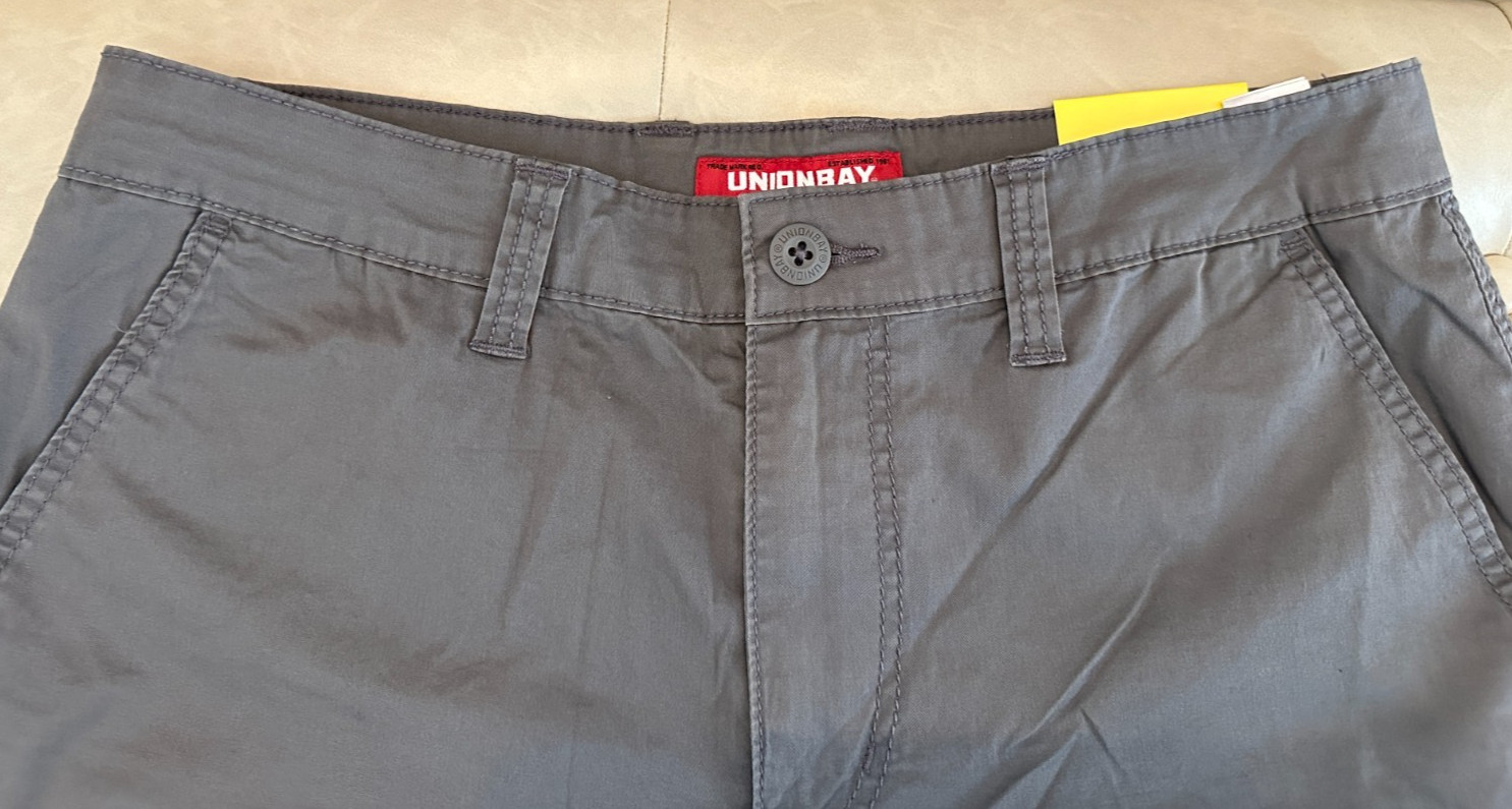UNIONBAY Men's Cargo Shorts - Size 32 - Gray