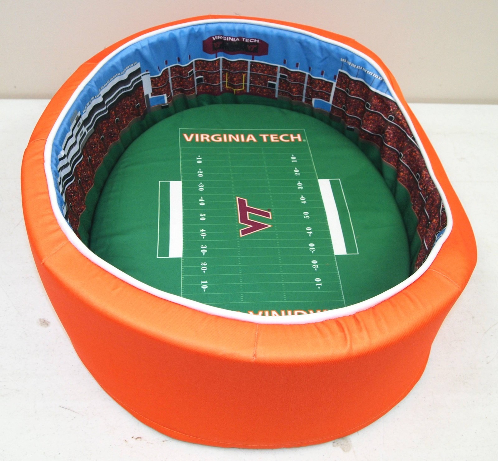 Rare! STADIUM SPOT Oval "VIRGINIA TECH" Medium DOG STADIUM BED w/ Washable Cover