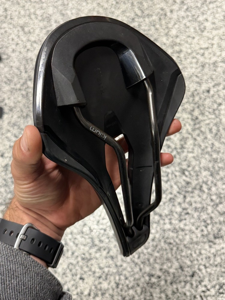 Fizik TEMPO ARGO R3 SADDLE