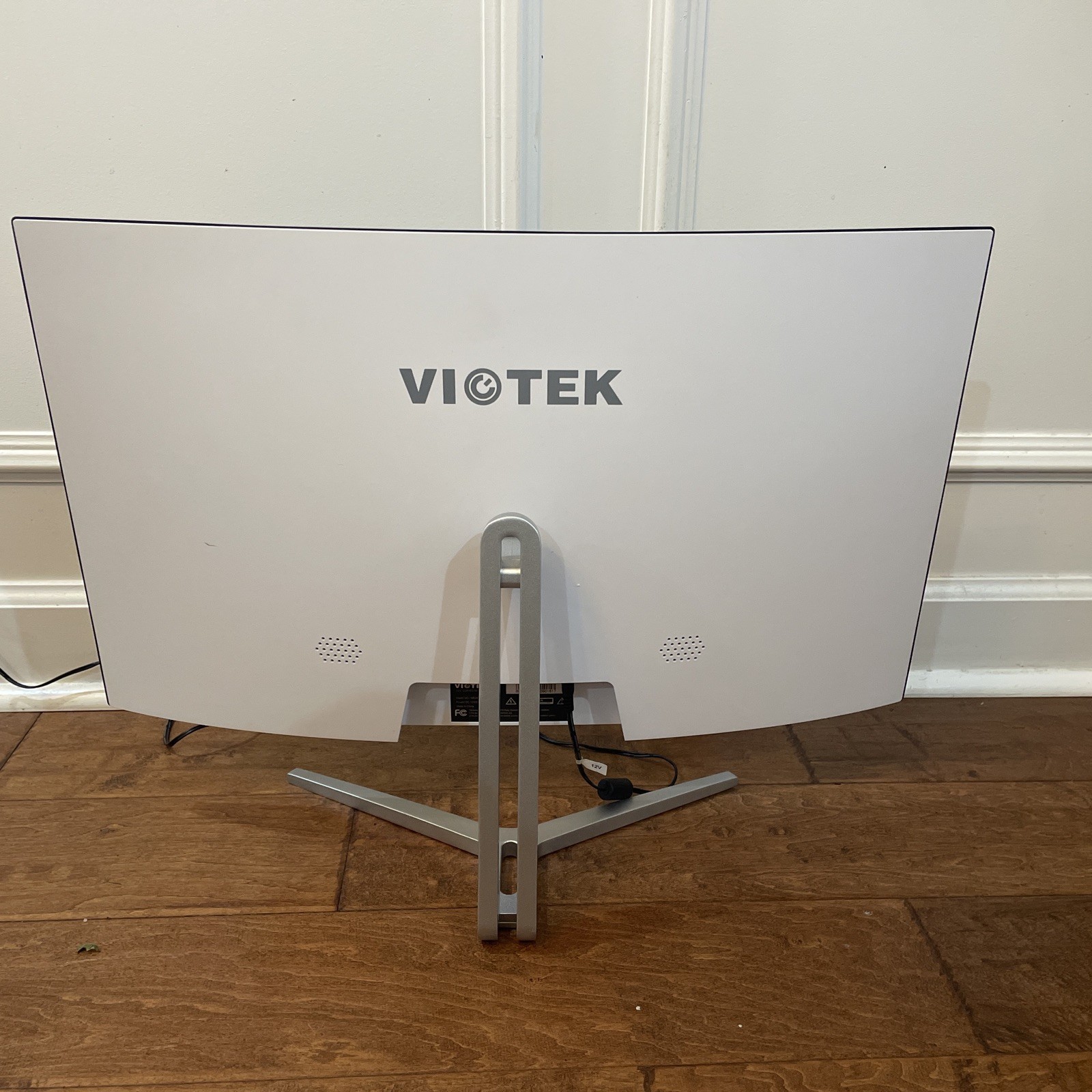 Viotek 24 Gaming Monitor Model NO./BN24CW Curved 24 Inch Screen