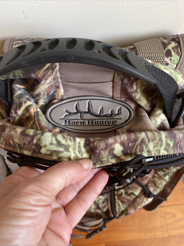 Horn Hunter Main Beam (?) Back Pack Mossy Oak Infinity