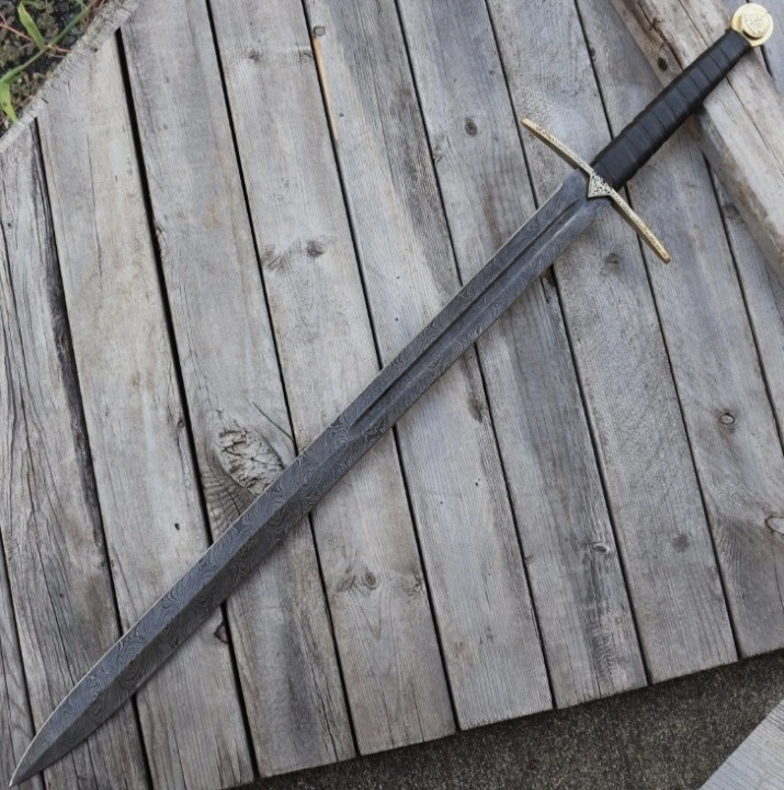 Einherjar Blade of Valhalla Damascus Steel Viking / Norse Inspired long sword.