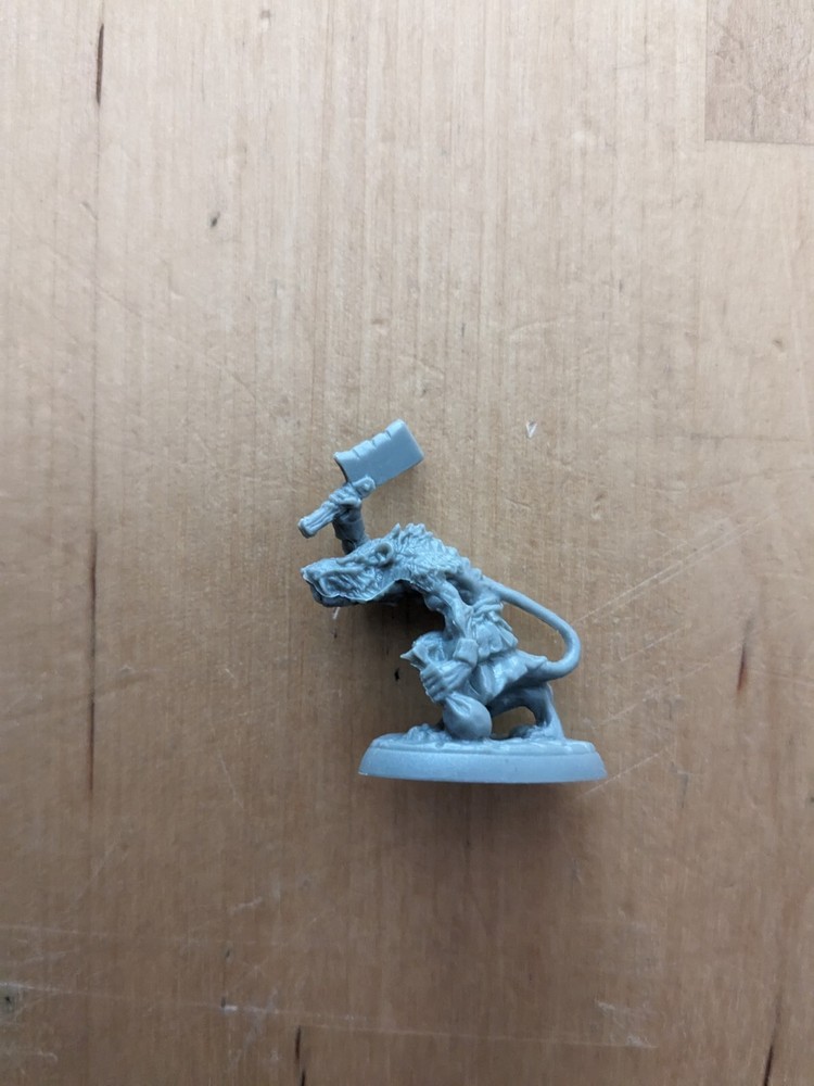 Reaper Bones Beastman Wererat Hacker