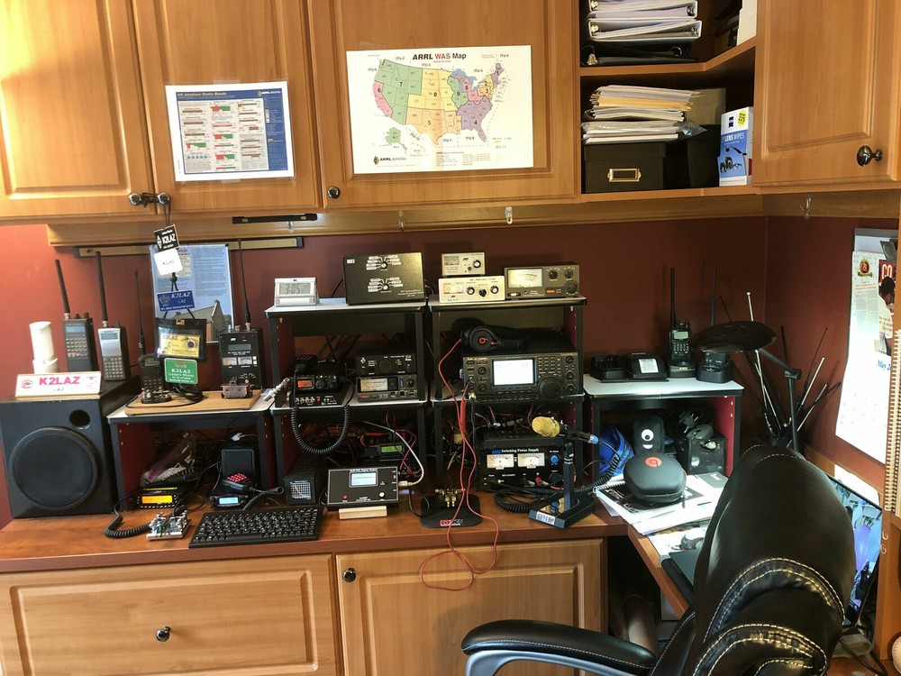 CB ... Radio... Bench Mount Rack Stack or Holder SDR