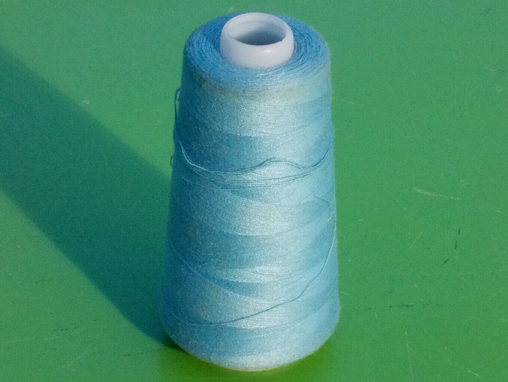 OVERLOCK THREAD SPOOL 100% SPUN POLYESTER 3000 YDS PRICED SEW RIGHT SKY BLUE